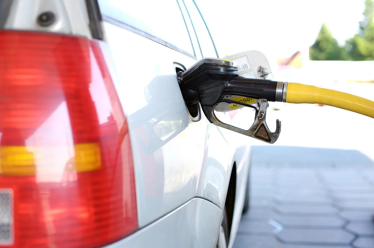 Gasolina más barata los lunes como comprar gasolina mas barata