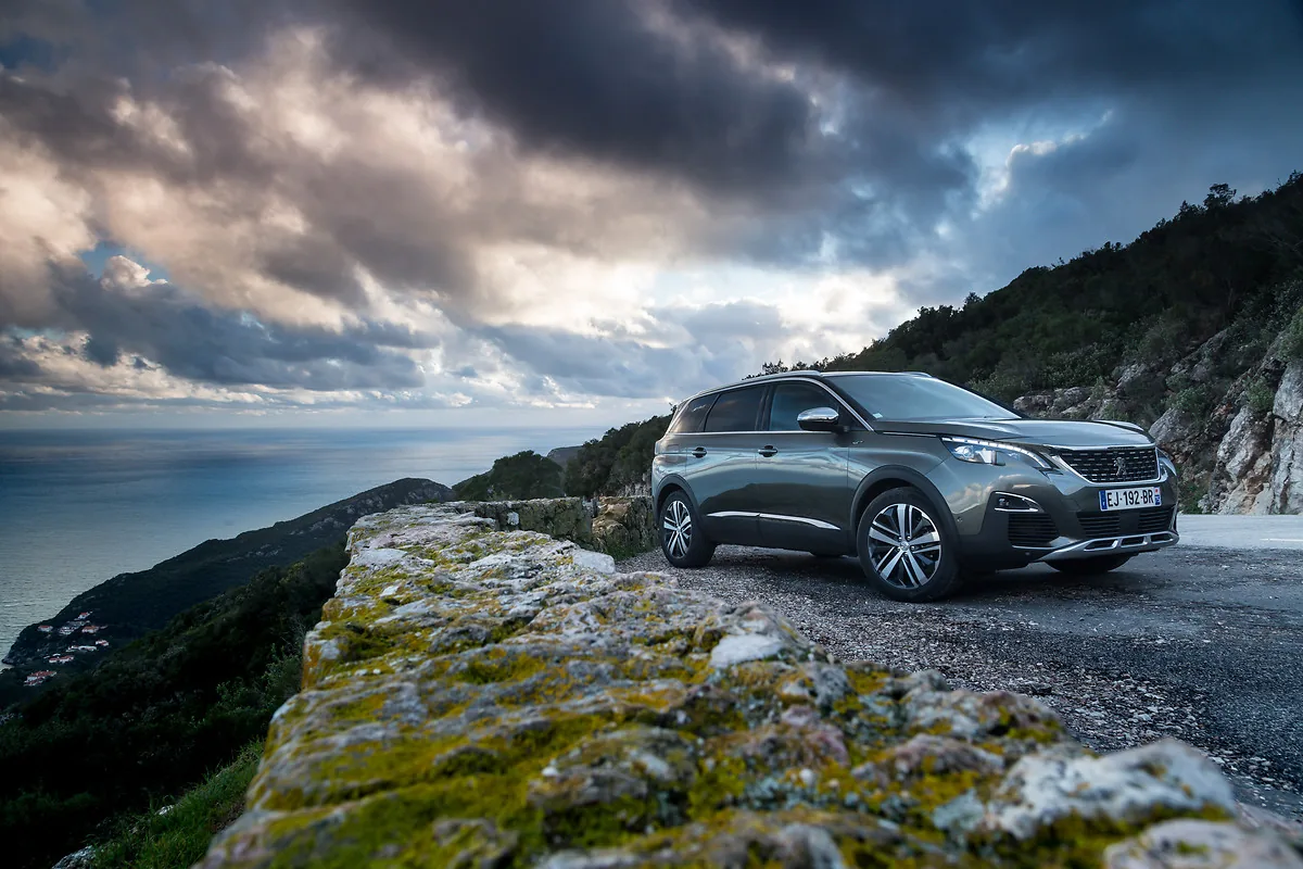comprar peugeot 5008