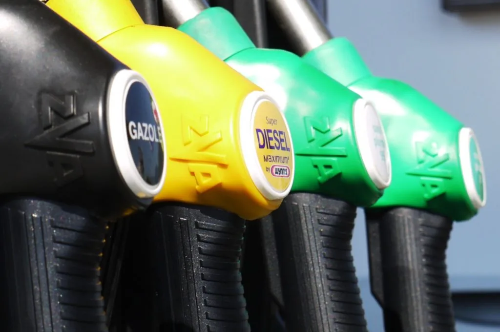gasolineras bajo coste