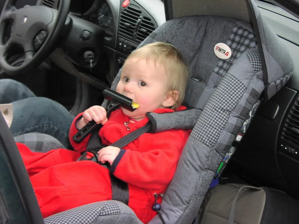 normativa niños coche