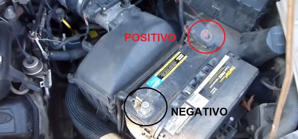 como poner las pinzas a un coche