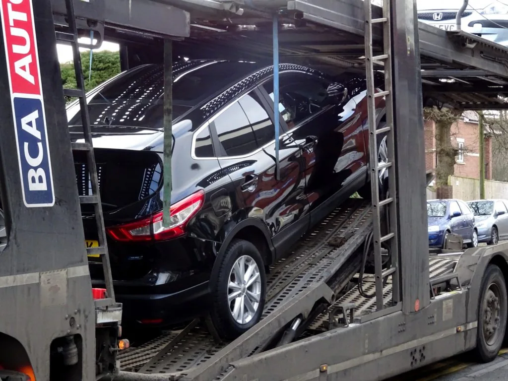 Así se transporta un coche de Alemania a España transporte coche alemania españa