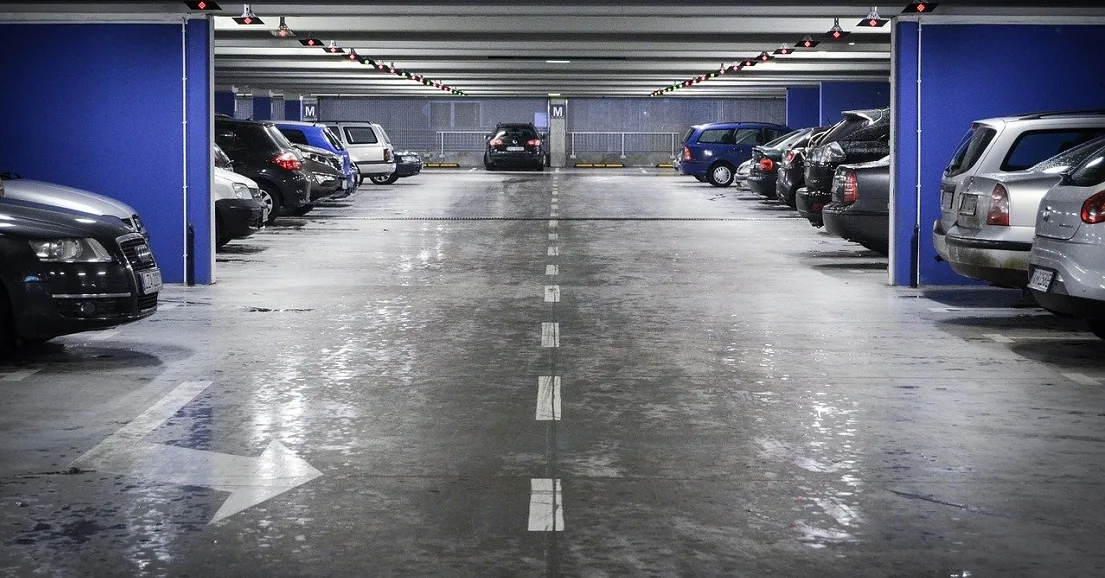 Dimensiones plaza de aparcamiento. Todo lo que debes saber