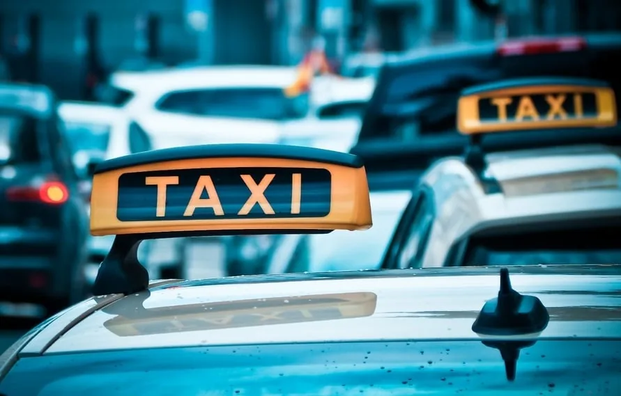 taxi matricula azul